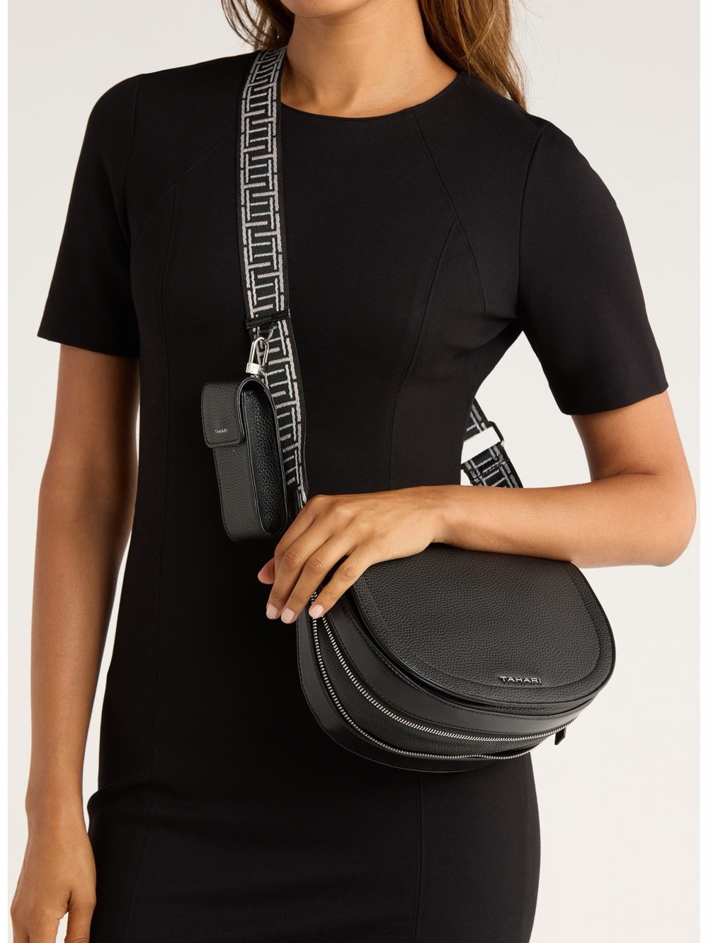 🌼NWT:Tahari Marcy Expandable Crescent Crossbody Bag